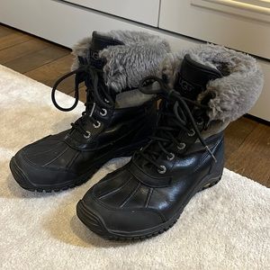 Ugg Adirondack boot.